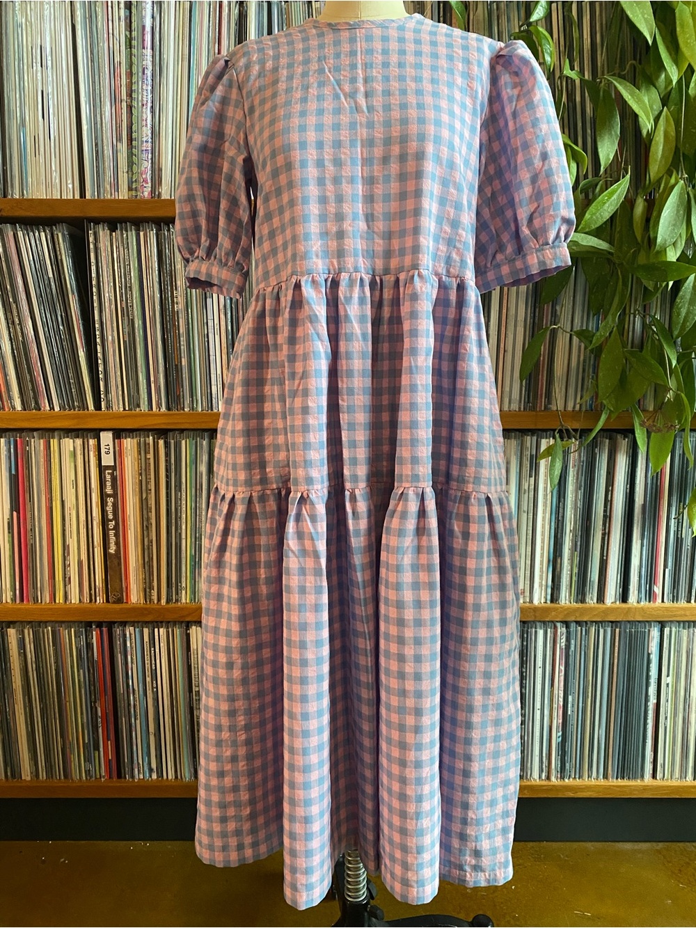 NWOT PLUM & PIGEON - Gingham Tiered Midi Dress in Pink and Blue -size 6US